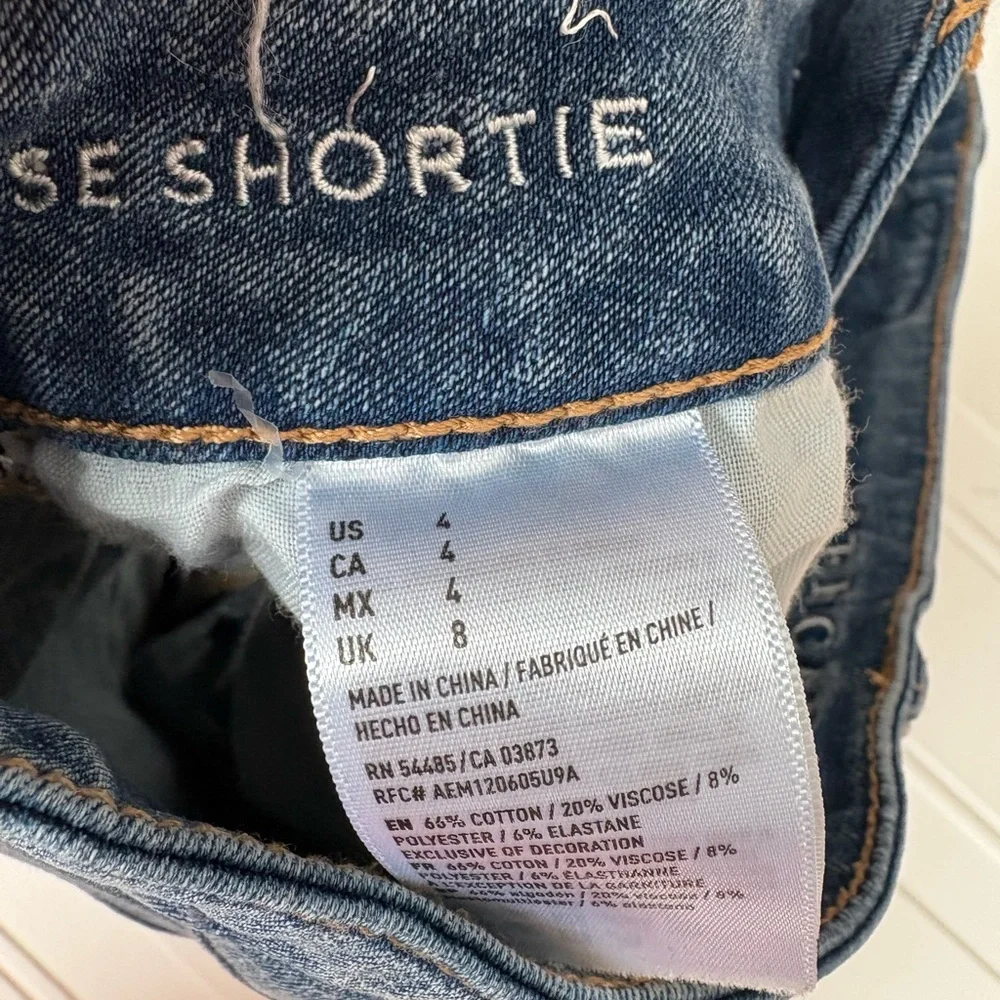 American Eagle Women’s Distressed Denim High Rise Shortie Shorts Size 4 - Picture 7 of 7